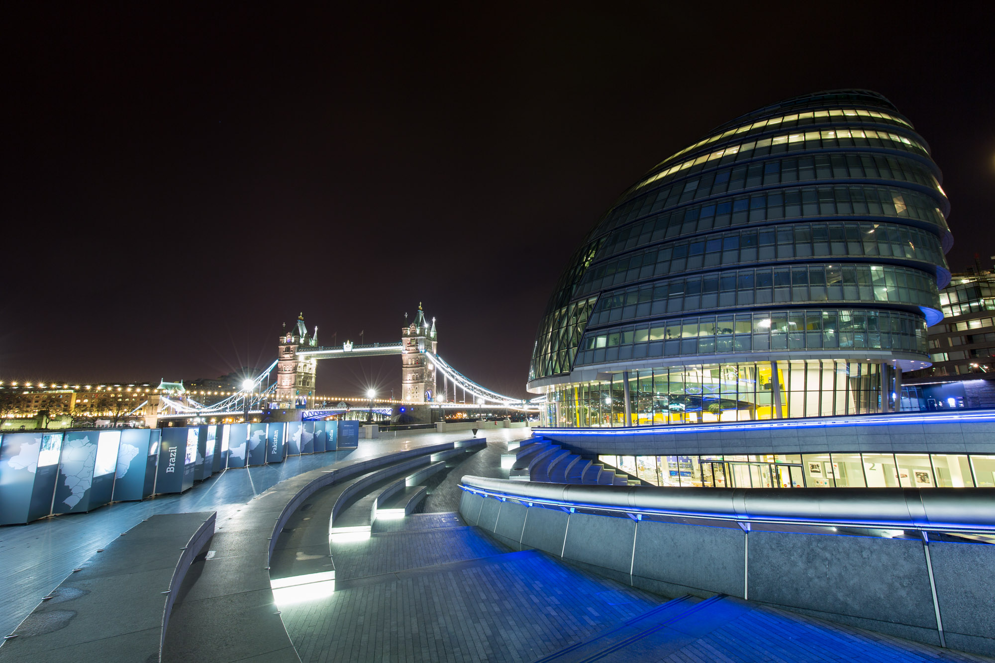 London City Hall and Tower Bridge