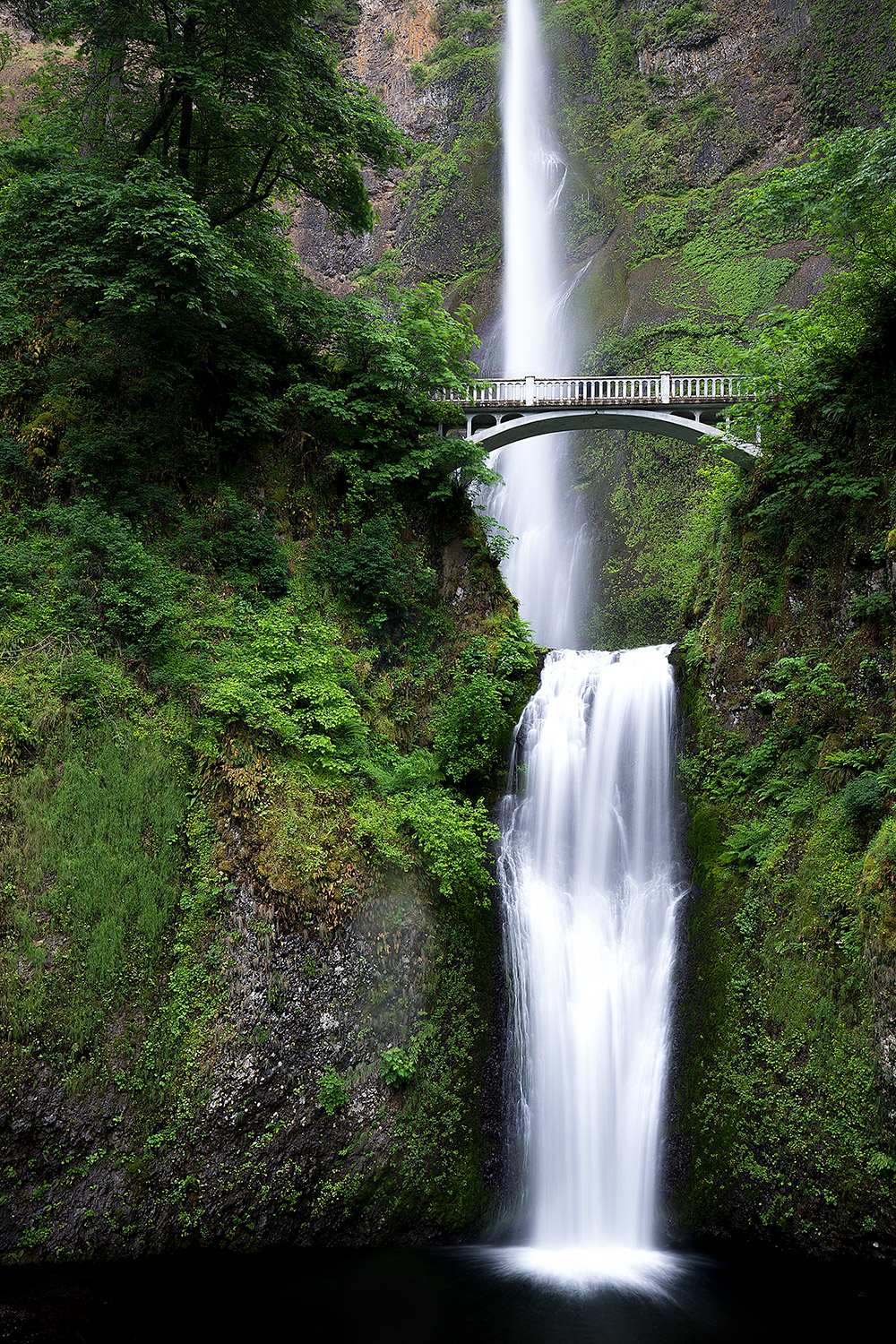 Multnomah Falls waterfal